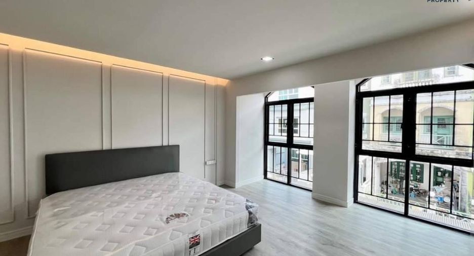 For sale 3 bed house in Pak Kret, Nonthaburi