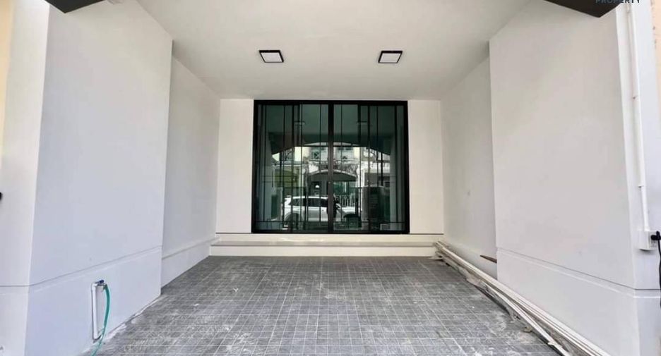 For sale 3 bed house in Pak Kret, Nonthaburi