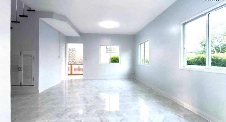 For sale 3 bed townhouse in Bang Bua Thong, Nonthaburi