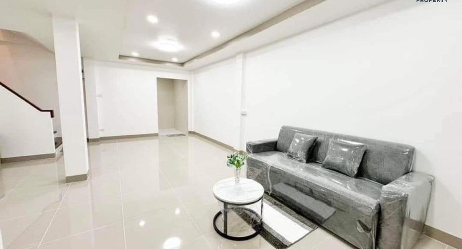For sale 3 bed townhouse in Bang Bua Thong, Nonthaburi