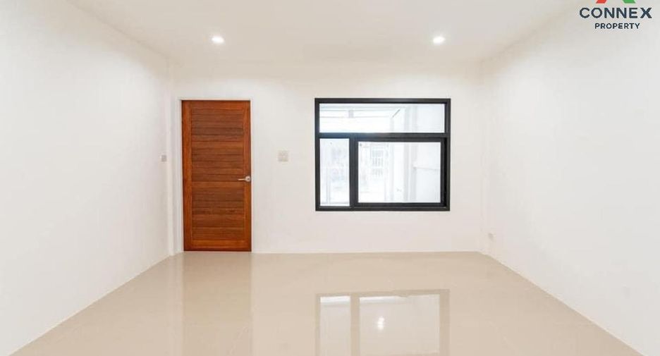 For sale 3 bed house in Sai Noi, Nonthaburi