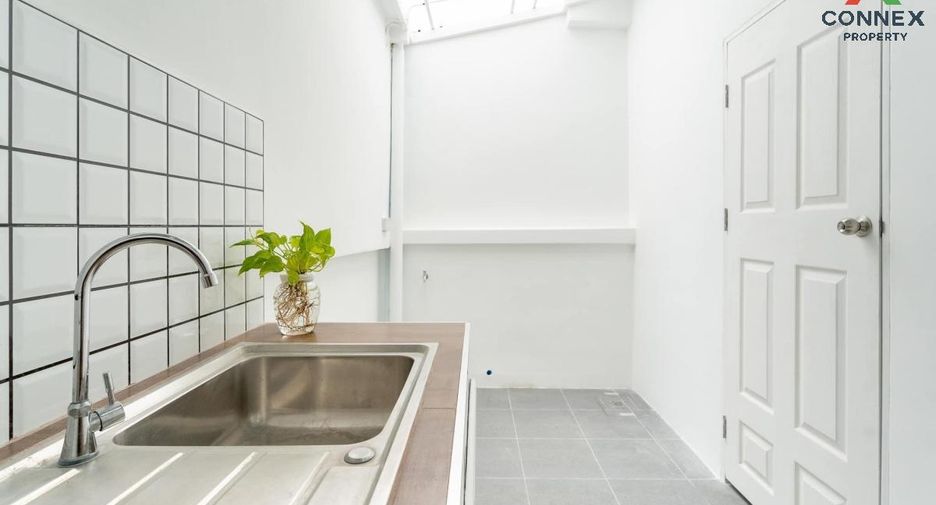 For sale 3 bed house in Sai Noi, Nonthaburi