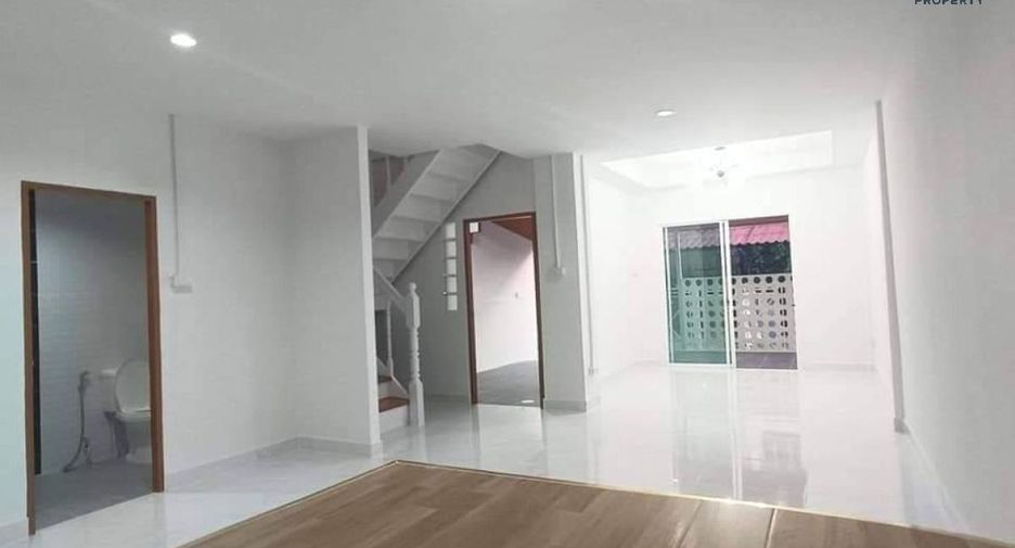 For sale 3 bed townhouse in Bang Bua Thong, Nonthaburi