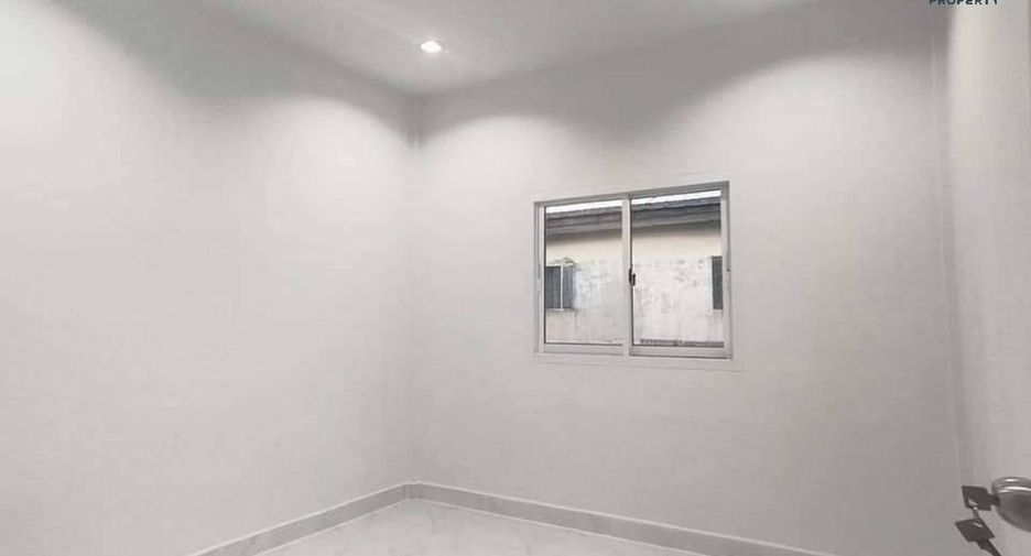 For sale 3 bed townhouse in Bang Bua Thong, Nonthaburi