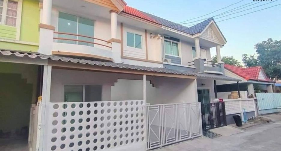 For sale 3 bed townhouse in Bang Bua Thong, Nonthaburi