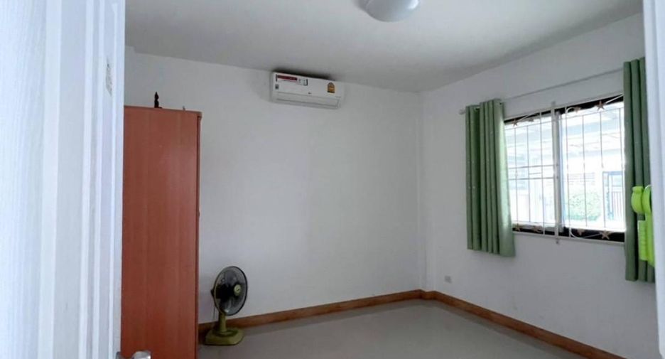 For sale 3 bed house in Mueang Chachoengsao, Chachoengsao