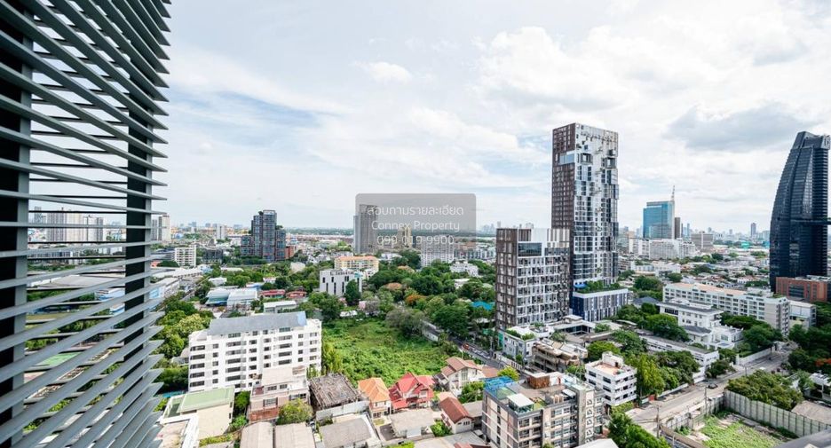 For rent 2 bedrooms condo in Khlong Toei, Bangkok