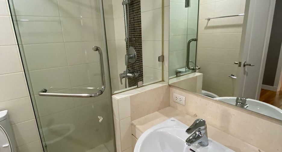 For rent 2 Beds condo in Khlong Toei, Bangkok