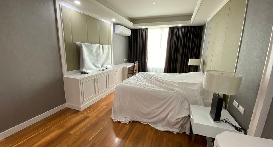 For rent 2 Beds condo in Khlong Toei, Bangkok