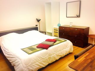 For rent 3 Beds condo in Phaya Thai, Bangkok