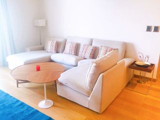 For rent 3 Beds condo in Phaya Thai, Bangkok