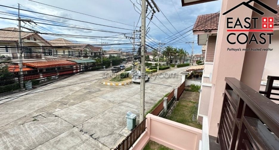 For sale 3 bedrooms house in East Pattaya, Pattaya