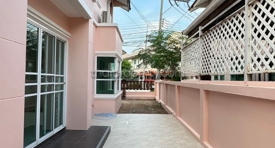 For sale 3 bedrooms house in East Pattaya, Pattaya