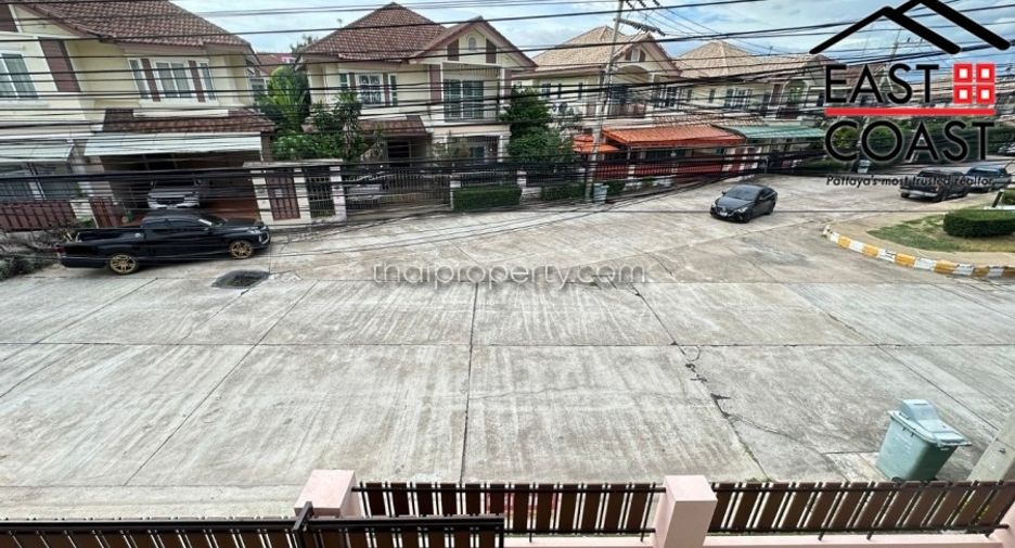 For sale 3 bedrooms house in East Pattaya, Pattaya