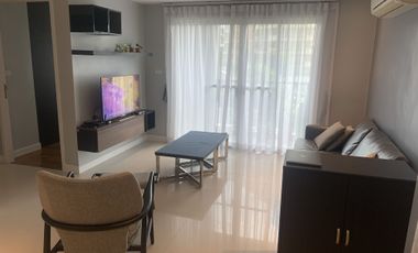 For sale 2 bed condo in Watthana, Bangkok