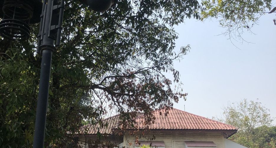 For sale 8 bed house in Mueang Nakhon Nayok, Nakhon Nayok