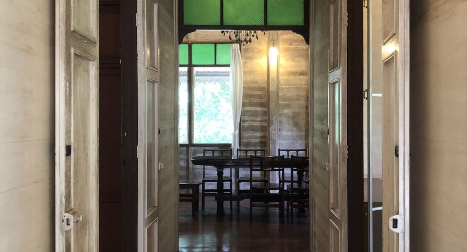 For sale 8 bed house in Mueang Nakhon Nayok, Nakhon Nayok