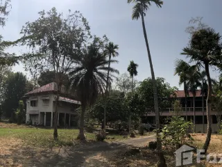 For rent 8 bed house in Mueang Nakhon Nayok, Nakhon Nayok