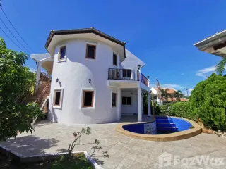 For sale 6 bed villa in Hua Hin, Prachuap Khiri Khan