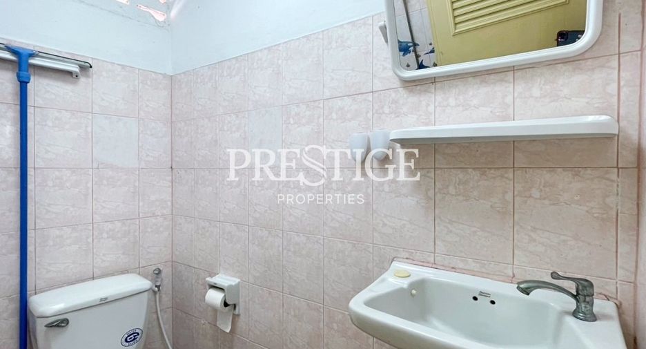 For sale 4 bedrooms retail Space in Bang Lamung, Chonburi