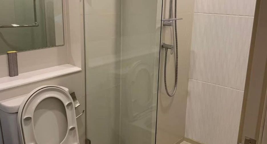 For rent 1 bed condo in Pathum Wan, Bangkok