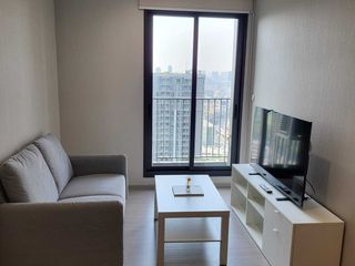 For rent 2 bed condo in Huai Khwang, Bangkok
