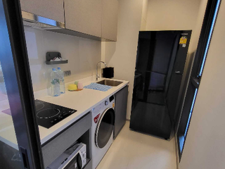 For rent 2 bed condo in Huai Khwang, Bangkok