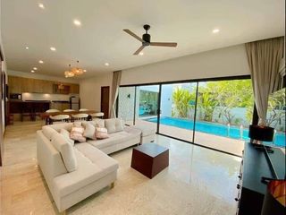 For sale 2 Beds villa in Mueang Phuket, Phuket