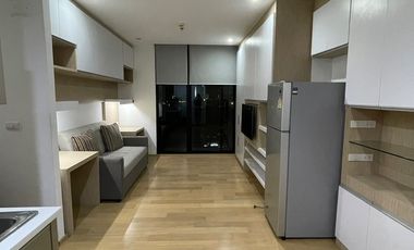 For rent 1 bed condo in Phaya Thai, Bangkok