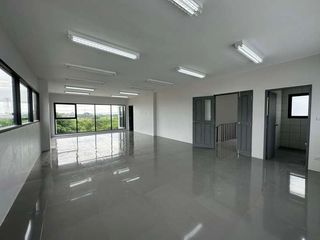 For rent warehouse in Bang Bua Thong, Nonthaburi