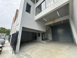 For rent warehouse in Bang Bua Thong, Nonthaburi