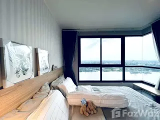 For sale 2 bed condo in Yan Nawa, Bangkok