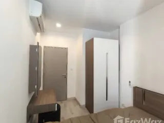 For rent 2 bed condo in Phra Khanong, Bangkok