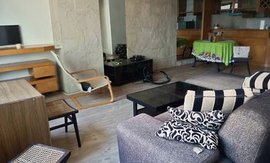 For rent 2 bed condo in Pathum Wan, Bangkok
