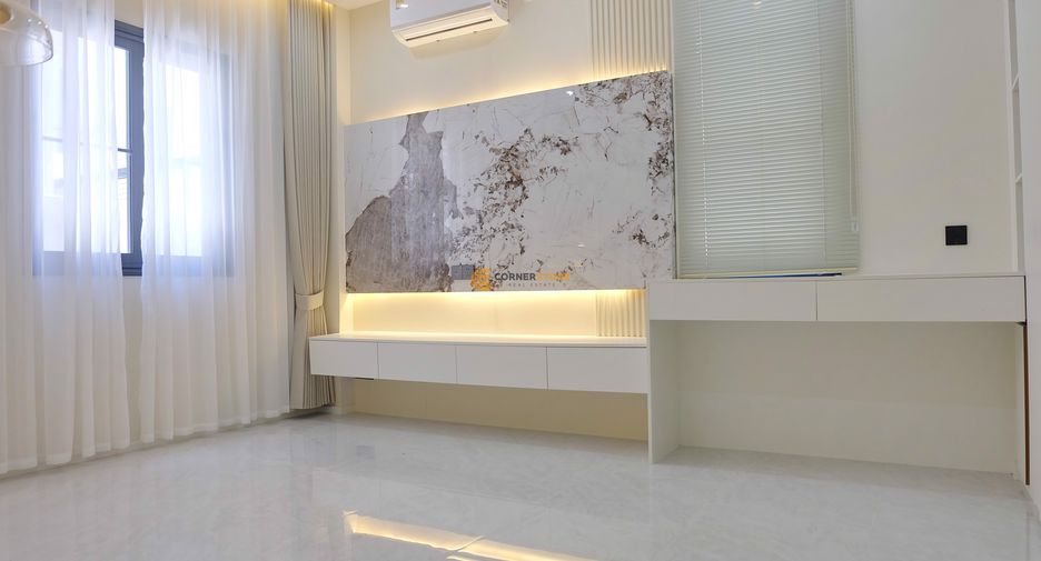 Haus zur Miete und zum Kauf mit 5 Zimmer in Bang Lamung, Chonburi