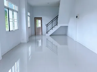 For sale 3 bed townhouse in Lom Kao, Phetchabun