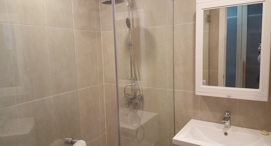 For sale and for rent 1 bed condo in Watthana, Bangkok