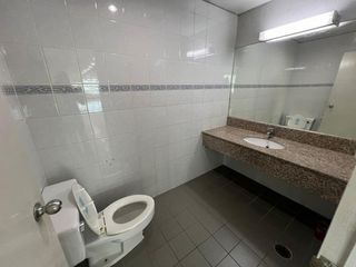 For rent and for sale 1 bed office in Khlong Toei, Bangkok