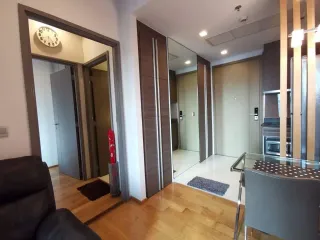 For sale 1 bed condo in Khlong Toei, Bangkok