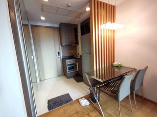 For sale 1 bed condo in Khlong Toei, Bangkok