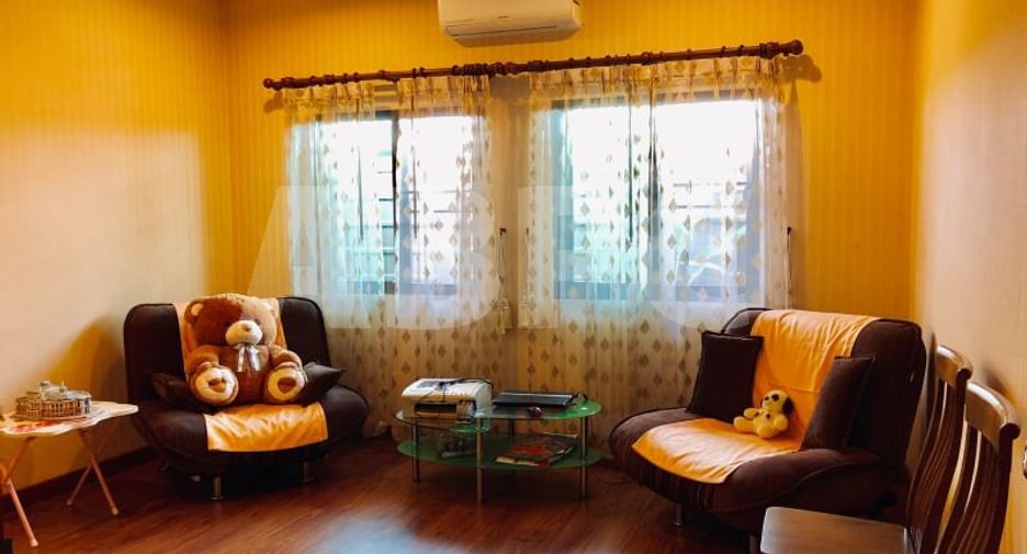 Casa en venta de 3 habitaciones en Si Racha, Chonburi