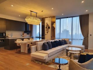 For sale 4 Beds condo in Pathum Wan, Bangkok