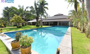 For sale 4 Beds villa in Cha Am, Phetchaburi
