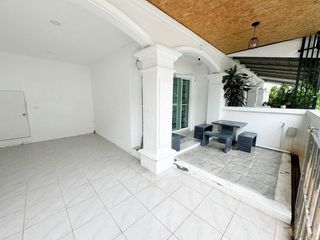 For rent 3 bed townhouse in Mueang Phuket, Phuket
