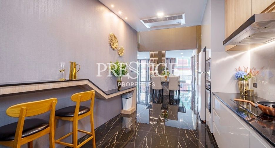 For sale 5 bedrooms house in Bang Lamung, Chonburi