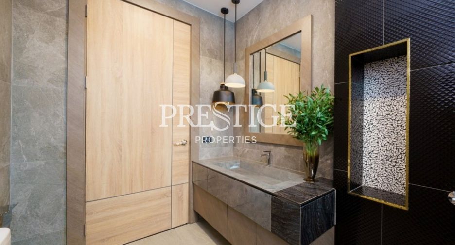 For sale 5 bedrooms house in Bang Lamung, Chonburi