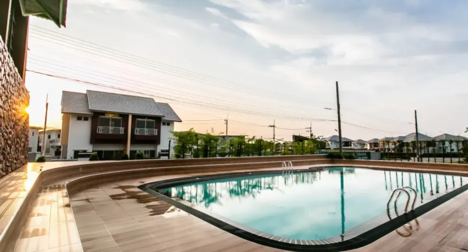 For sale 4 bed house in Ban Bueng, Chonburi