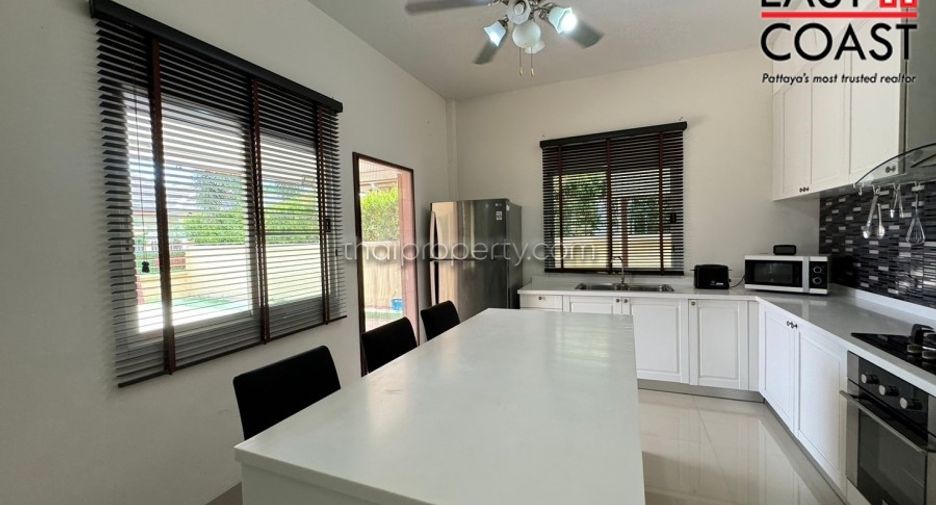 For sale 3 bedrooms house in East Pattaya, Pattaya