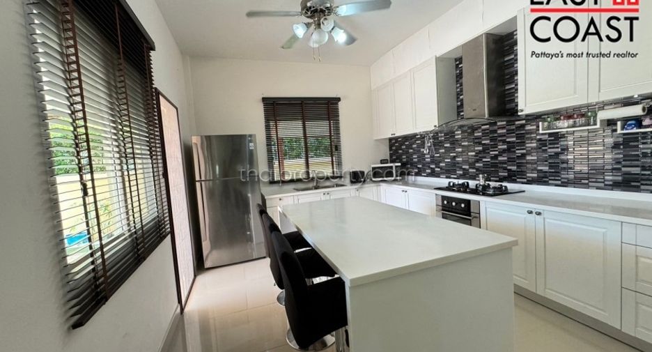 For sale 3 bedrooms house in East Pattaya, Pattaya