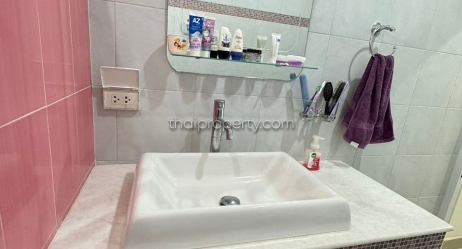 For sale 3 bedrooms house in East Pattaya, Pattaya